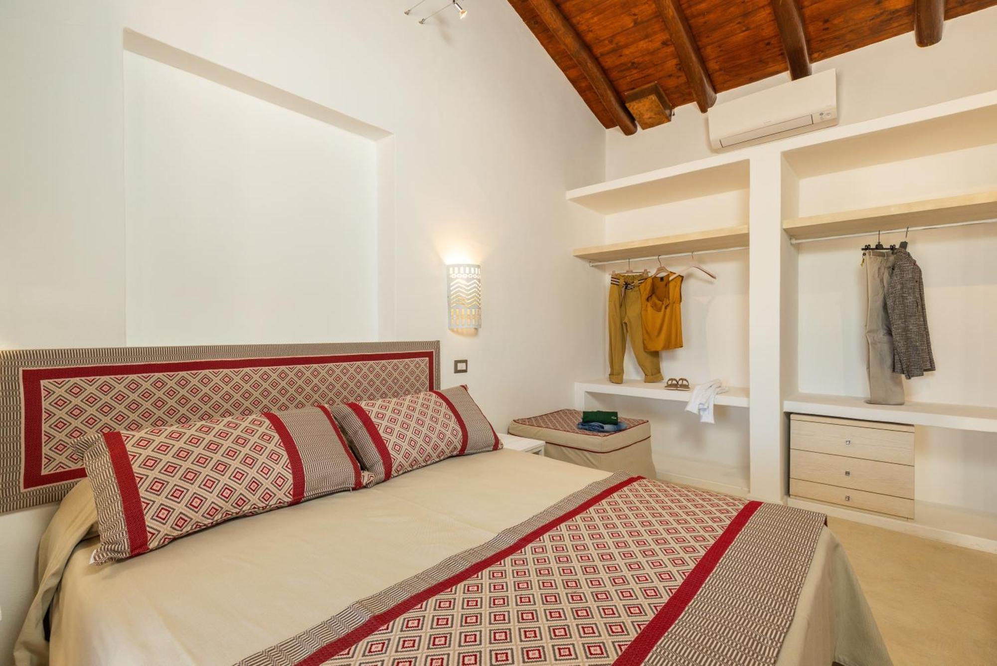Dimore Santa Justa Тортоли Экстерьер фото